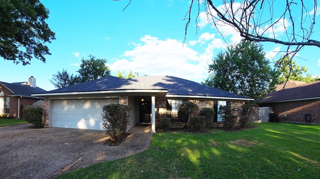 property at 6213 W Oxbow Loop