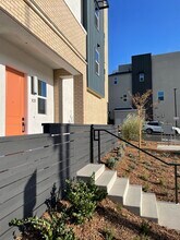 7611 University Ave, Unit 101 in La Mesa, CA - Foto de edificio - Building Photo
