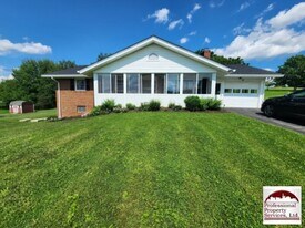 7811 Ifert Dr in Middletown, MD - Building Photo