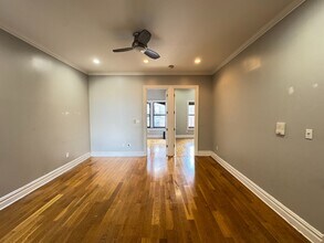 323 Lincoln Pl in Brooklyn, NY - Foto de edificio - Building Photo
