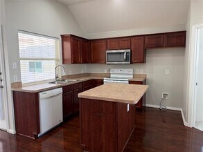 523 Hilltop Dr in Anna, TX - Building Photo - Building Photo