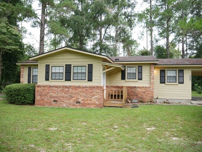 property at 5823 Snake Nation Rd