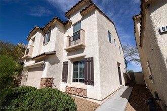 8026 Dardanelle Valley St in Las Vegas, NV - Building Photo - Building Photo