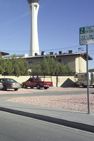 329 W Cleveland Ave in Las Vegas, NV - Building Photo - Building Photo