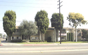 Mulberry Gardens in Whittier, CA - Building Photo - Building Photo