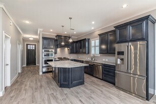 18506 Gunda Heights Dr in Cypress, TX - Building Photo