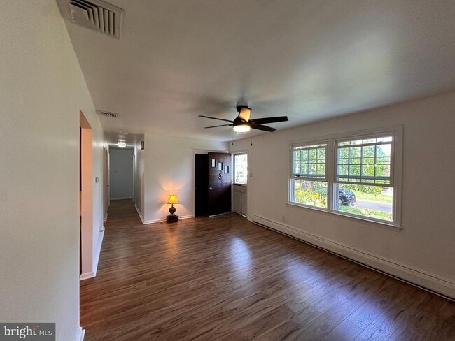 property at 1765 4th St