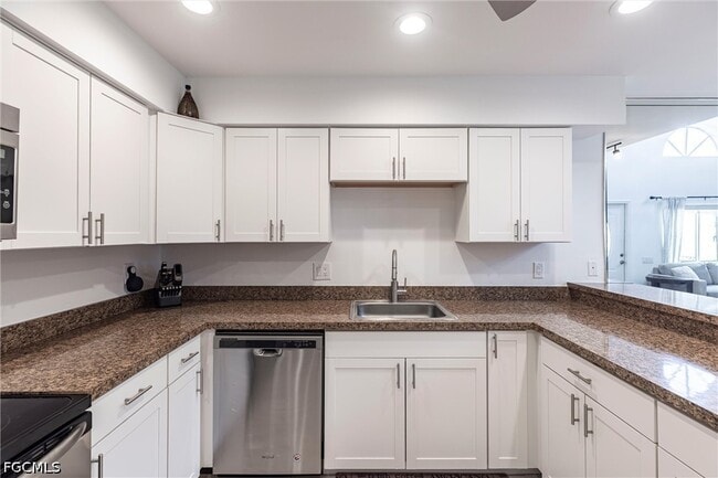13141 Whitehaven Ln