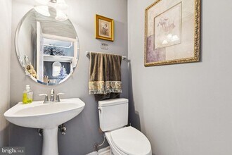 2958 Myrtlewood Dr in Dumfries, VA - Building Photo - Building Photo