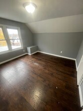 512 Glebe St, Unit 3 in Orange, NJ - Building Photo - Building Photo