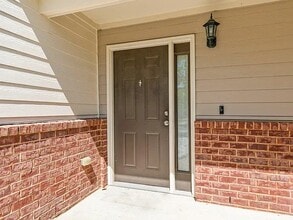 711 Majestic Dr in Crestview, FL - Building Photo - Building Photo