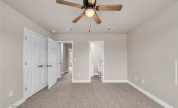 501 N 18th St, Unit A in Killeen, TX - Foto de edificio - Building Photo