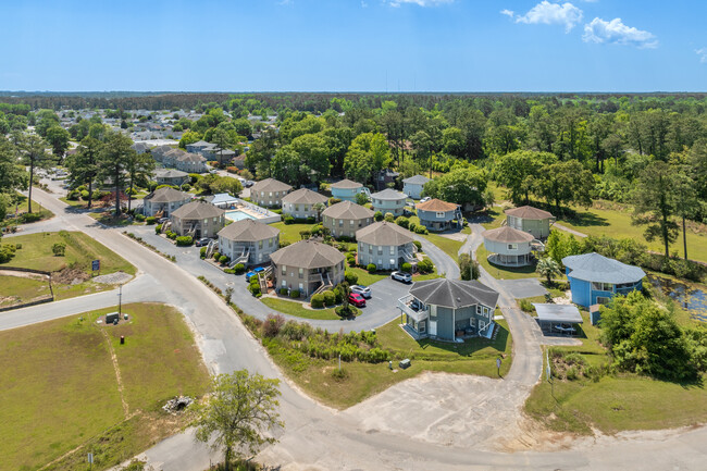 Island Green Tree Top Quads in Myrtle Beach, SC - Building Photo - Building Photo