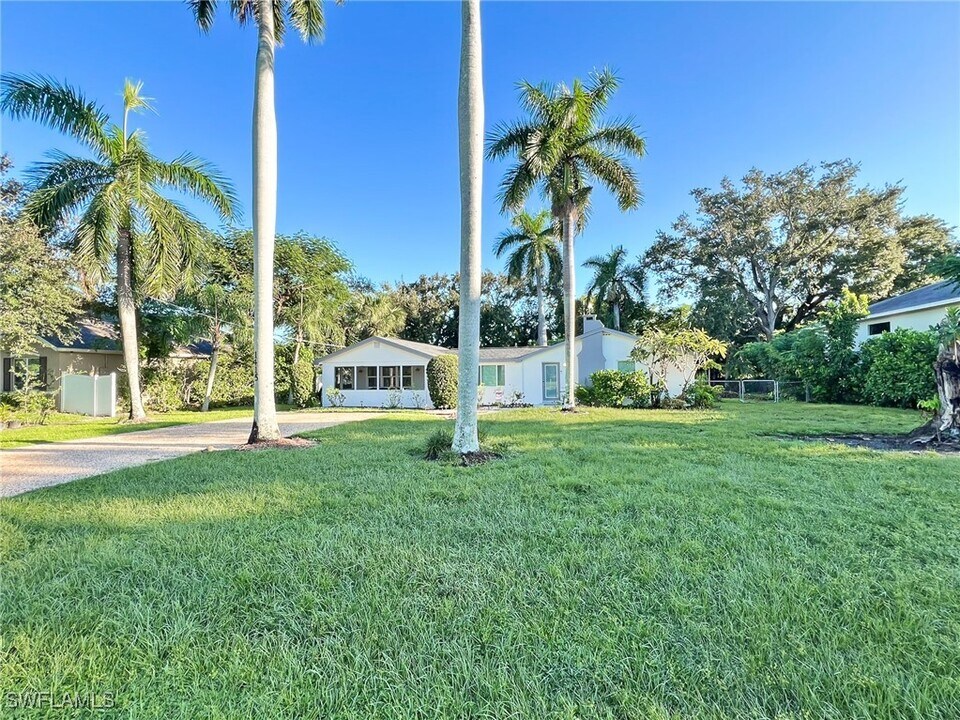 1415 Fountain Ave in Ft. Myers, FL - Building Photo