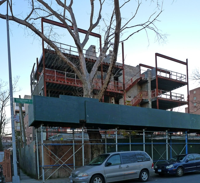 2931 Brighton 5Th St in Brooklyn, NY - Foto de edificio - Building Photo