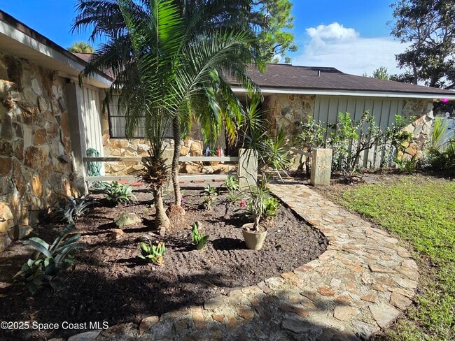 property at 4205 Grovewood Ln