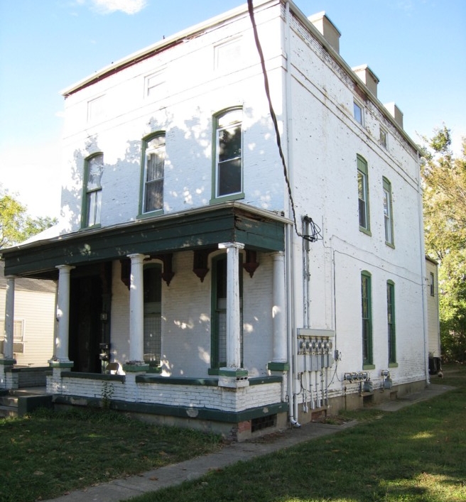 2105 Rowan St in Louisville, KY - Foto de edificio