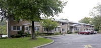 Stonegate in Peekskill, NY - Foto de edificio - Building Photo