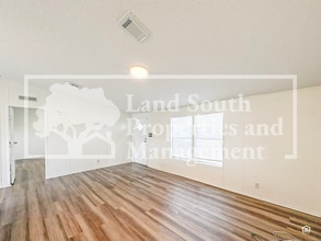 4325 Upper Meadow Ridge Ave in Mulberry, FL - Building Photo - Building Photo