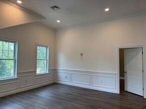 320 Middlesex Ave in Medford, MA - Building Photo - Building Photo