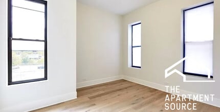 324 S Racine Ave in Chicago, IL - Building Photo - Building Photo