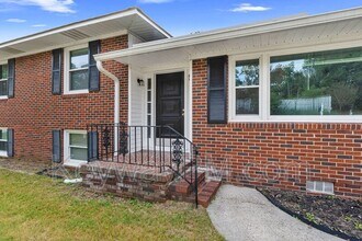 1823 Pisgah Rd in North Augusta, SC - Building Photo - Building Photo