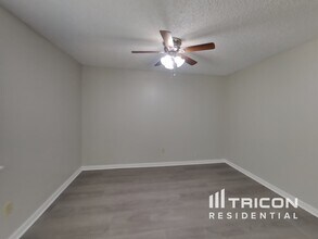 6656 Alisma Ln in Jacksonville, FL - Building Photo - Building Photo