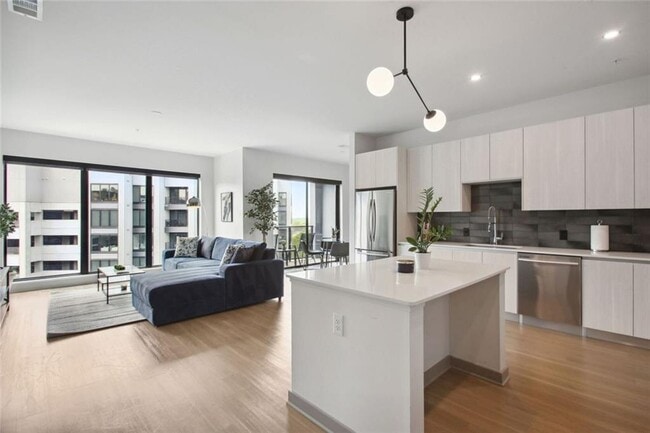 1050 Howell Mill Rd in Atlanta, GA - Building Photo - Building Photo