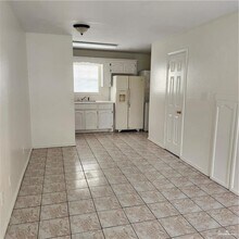 8 N 28th St in McAllen, TX - Building Photo - Building Photo