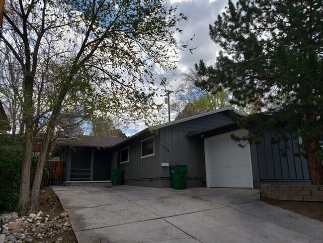 1255 Plumas St in Reno, NV - Building Photo - Building Photo