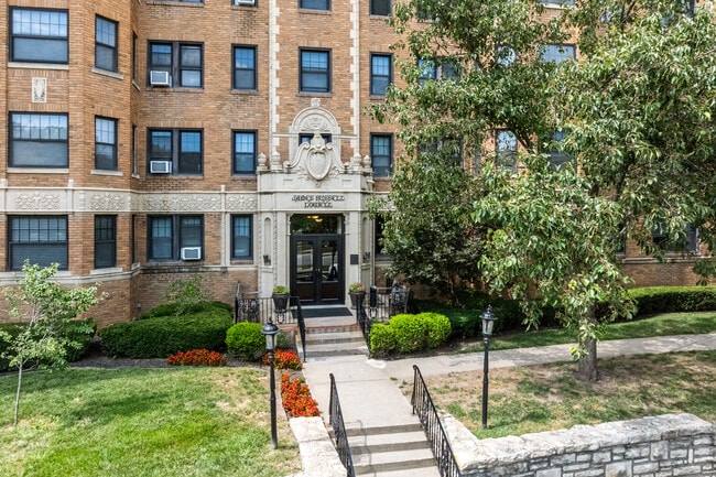 James Russell Lowell Apartments in Kansas City, MO - Building Photo - Building Photo