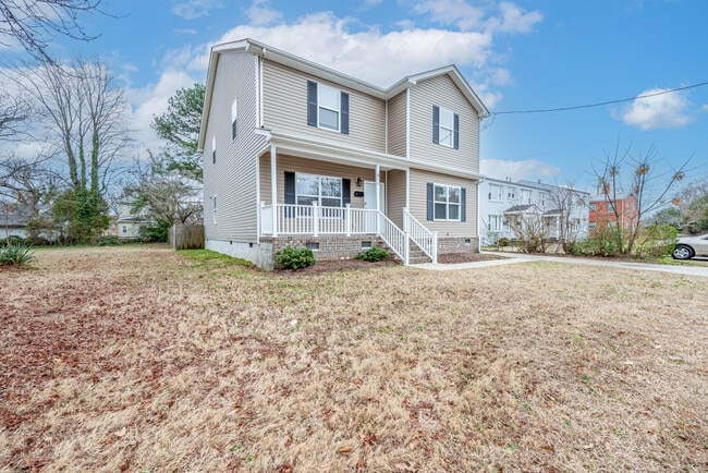 815 E 30th St in Norfolk, VA - Building Photo - Building Photo