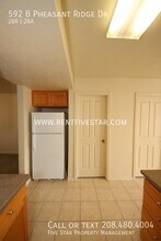 592 Pheasant Ridge Dr in Chubbuck, ID - Building Photo - Building Photo