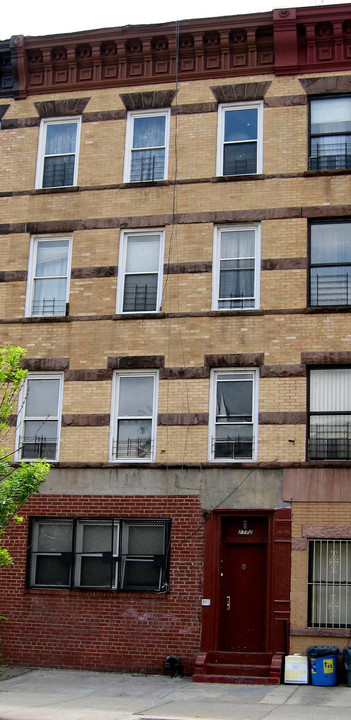 2172 Fulton St in Brooklyn, NY - Building Photo