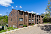 Briarwood Garden Apartments photo'