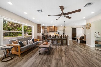 1701 Boardman Ave in West Palm Beach, FL - Building Photo - Building Photo