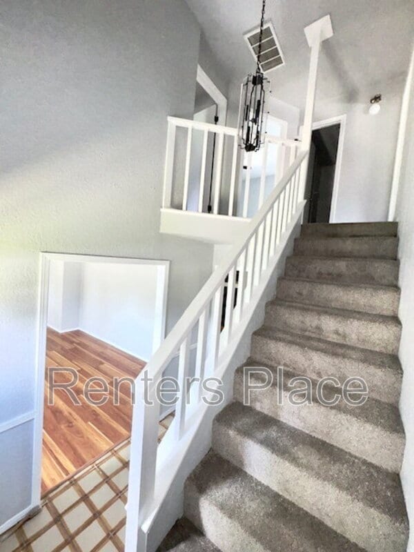 1400 N Ironwood Pl in Broken Arrow, OK - Foto de edificio - Building Photo