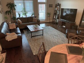 444 S Blount St, Unit 119 in Raleigh, NC - Foto de edificio - Building Photo