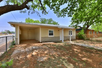 2157 Green St in Abilene, TX - Building Photo - Building Photo