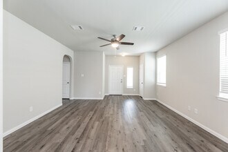 4906 Yello Ginko Trl in Spring, TX - Building Photo - Building Photo
