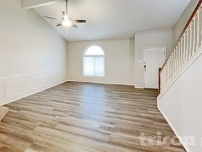 433 Candlestick Trail, Unit 1421 in Saginaw, TX - Foto de edificio - Building Photo