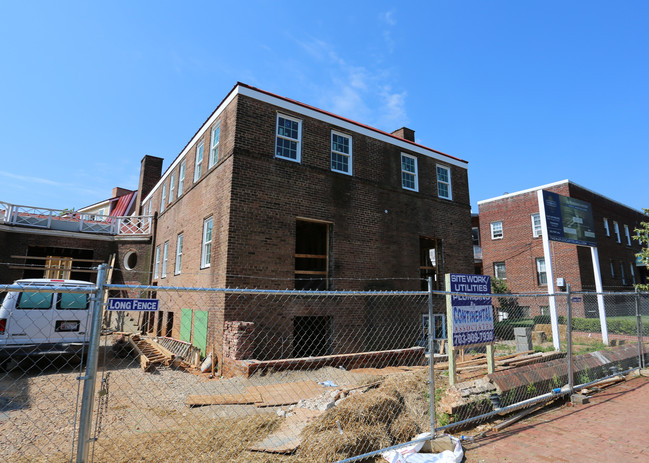 The Maples in Washington, DC - Building Photo - Building Photo