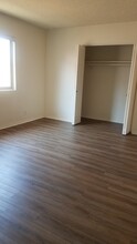 38521 5th St E in Palmdale, CA - Building Photo - Building Photo