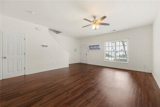 2525 Walden Lake Dr in Decatur, GA - Building Photo - Building Photo