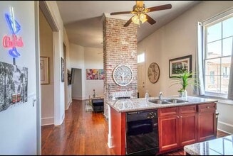 1915 Philip St in New Orleans, LA - Building Photo - Building Photo