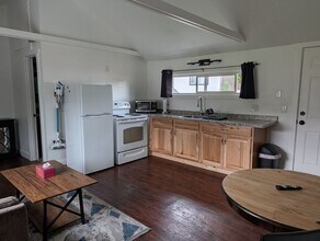 509 E State St in La Conner, WA - Building Photo - Building Photo