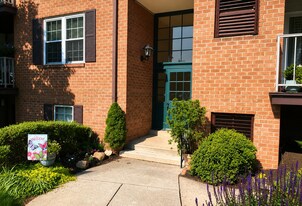 91 Drummers Ln, Unit 91 in Wayne, PA - Building Photo