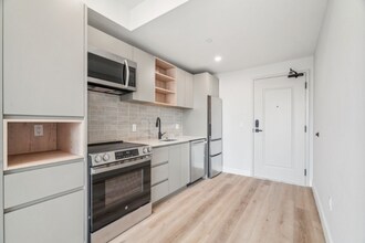 3748 Lancaster Ave in Philadelphia, PA - Building Photo - Building Photo