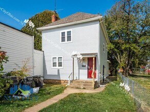 753 1/2-878-872 Sullivant Ave in Columbus, OH - Building Photo - Building Photo