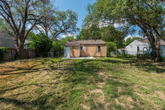 345 Grover Ave in Wichita, KS - Building Photo - Building Photo
